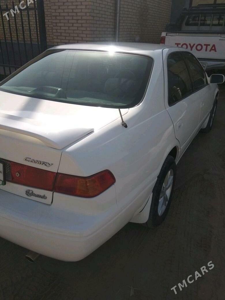 Toyota Camry 1998 - 105 000 TMT - Kerki - img 3