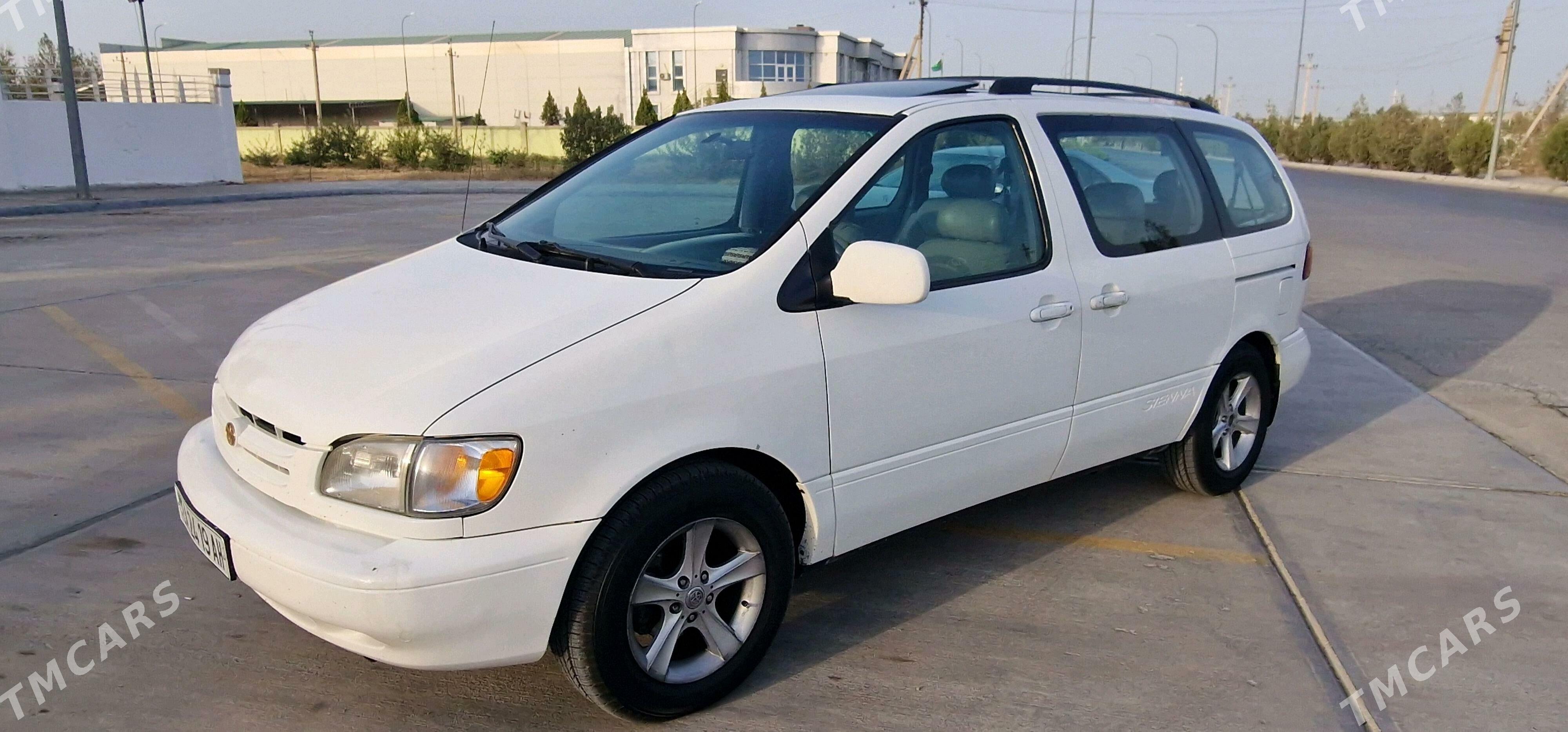 Toyota Sienna 2000 - 165 000 TMT - Ашхабад - img 1