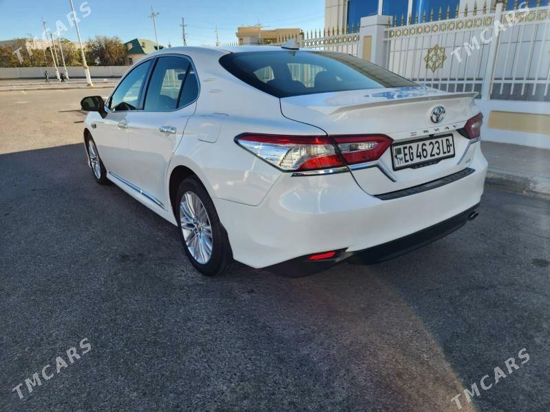 Toyota Camry 2019 - 250 000 TMT - Туркменабат - img 8
