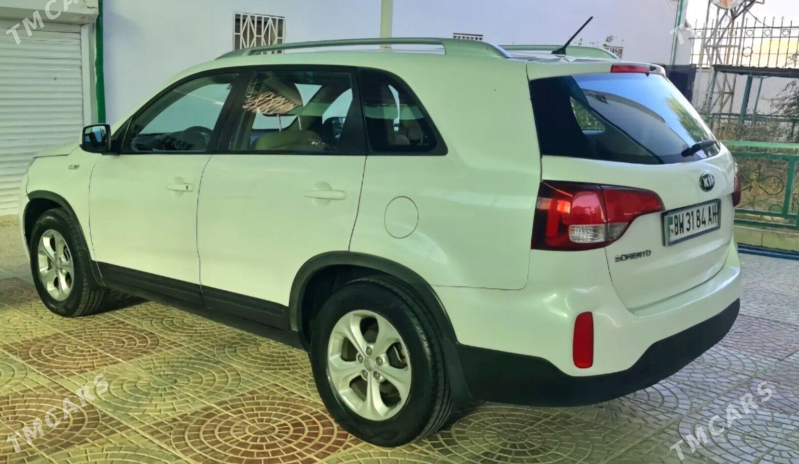 Kia Sorento 2013 - 230 000 TMT - Ак-Бугдайский этрап - img 5
