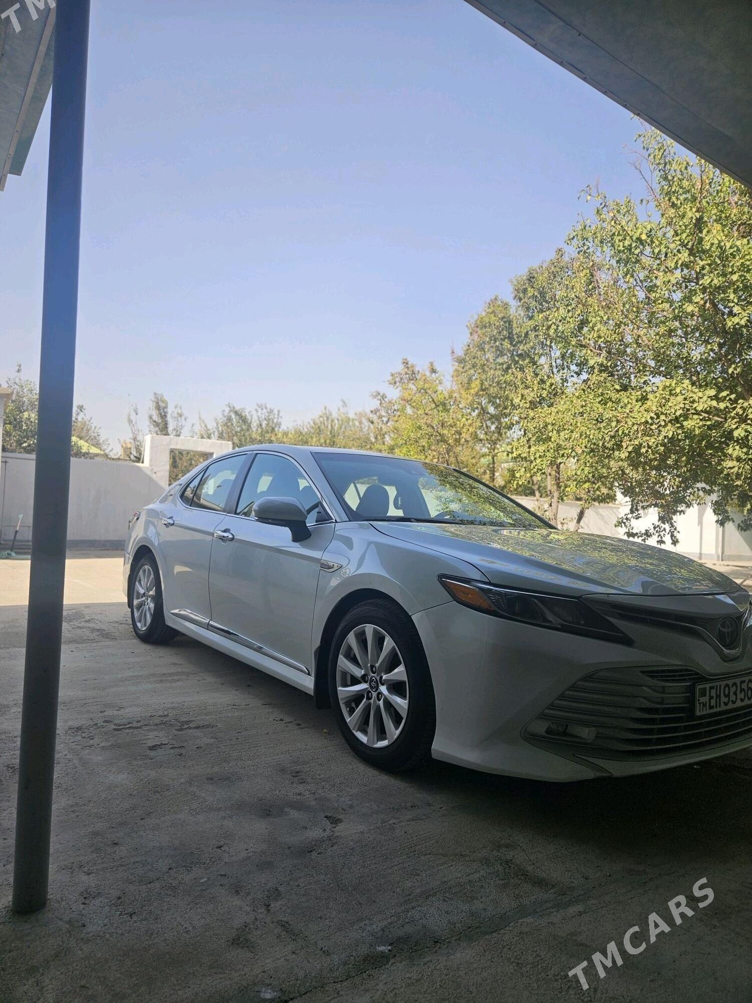 Toyota Camry 2018 - 285 000 TMT - Ашхабад - img 3