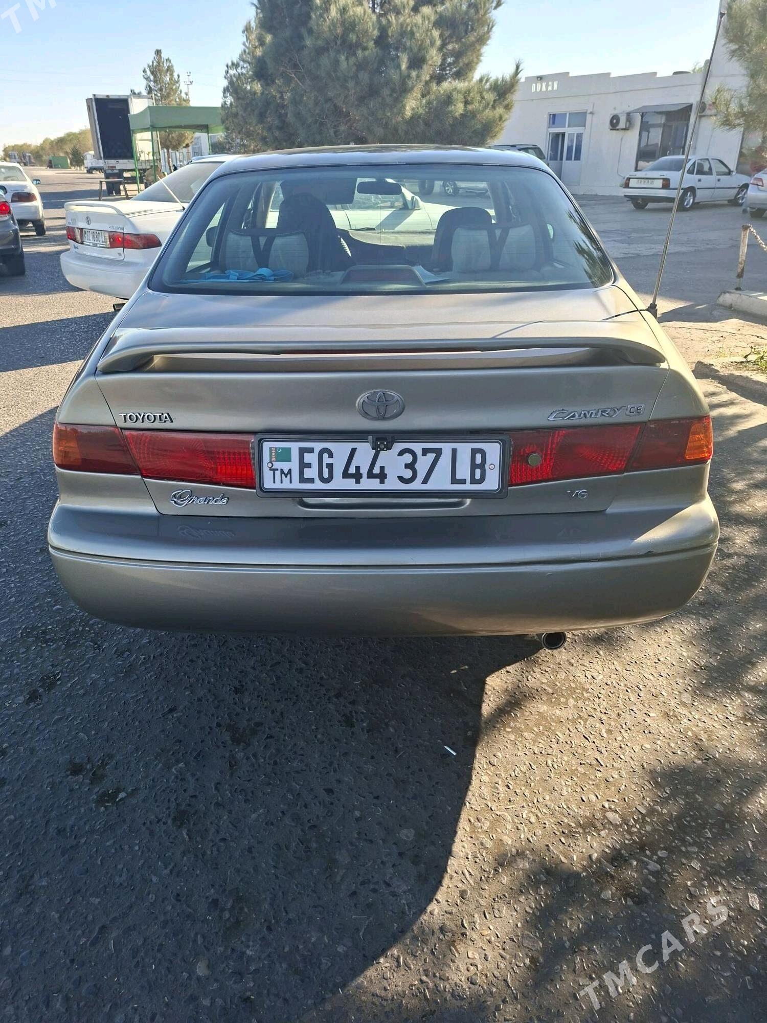Toyota Camry 1999 - 170 000 TMT - Сакар - img 5