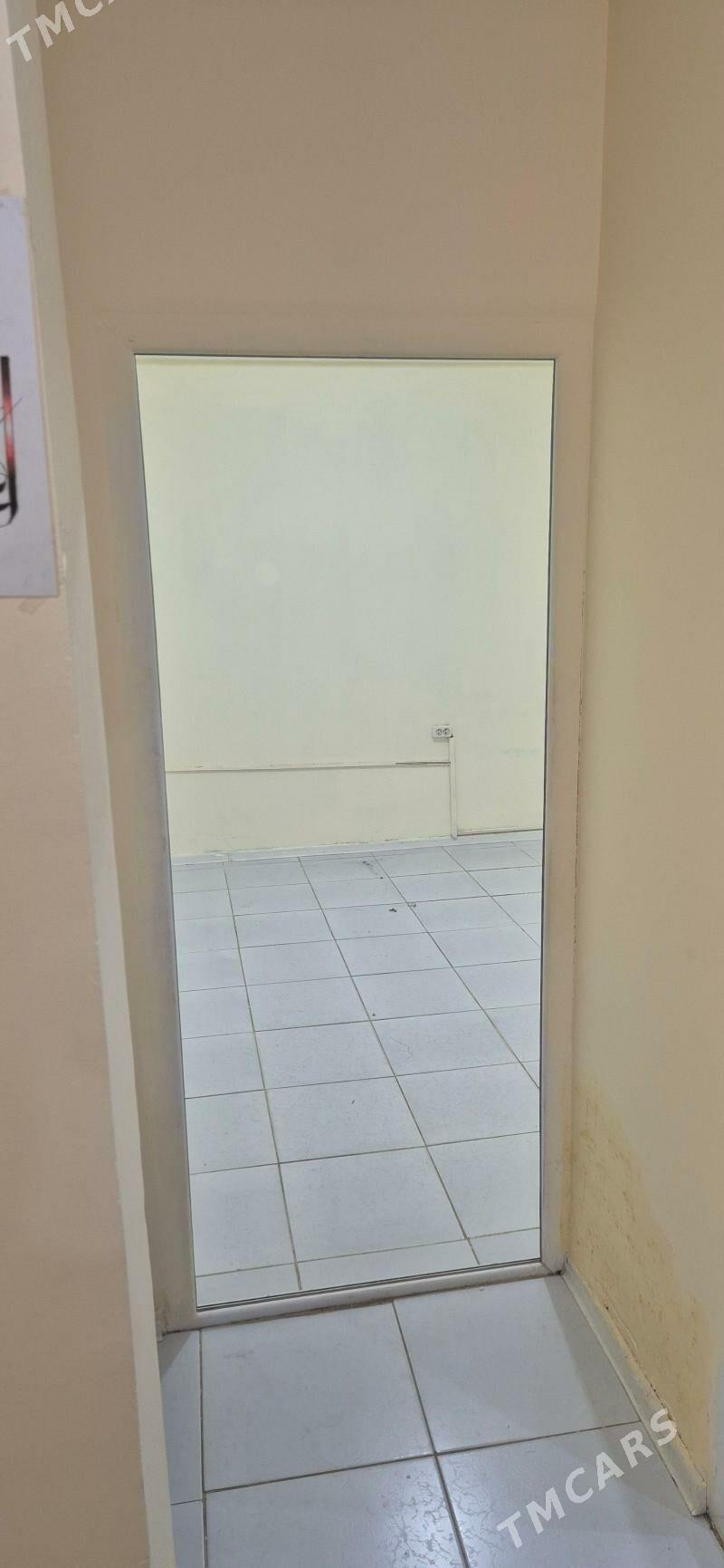 Arenda padwalda 1komnat - Мир 2 - img 2