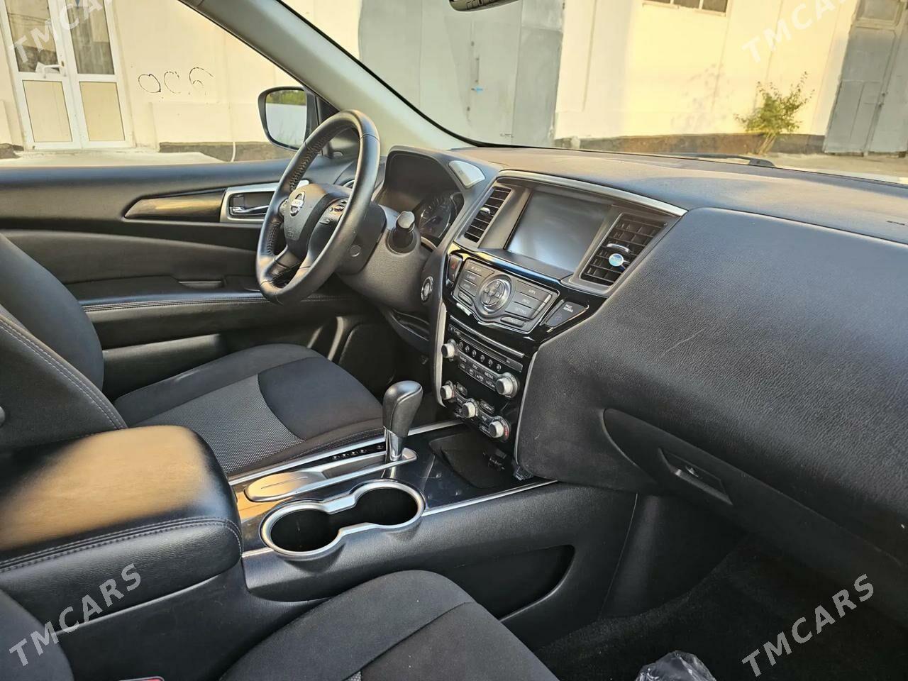 Nissan Pathfinder 2020 - 320 000 TMT - Керки - img 2