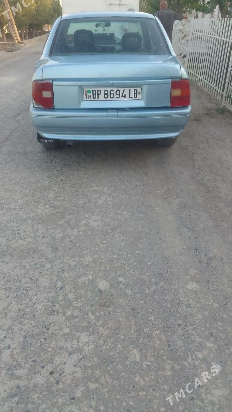 Opel Vectra 1990 - 25 000 TMT - Köýtendag - img 6