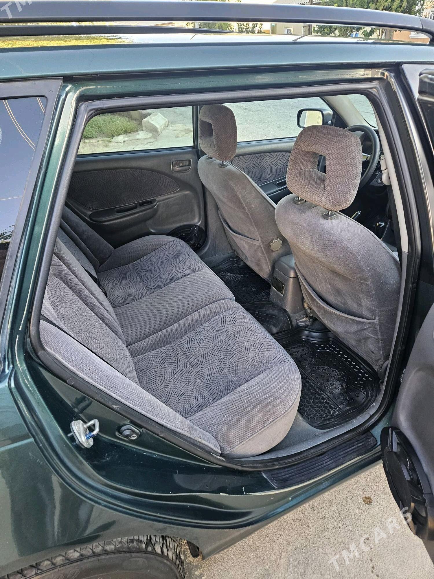 Toyota Avensis 1999 - 110 000 TMT - Байрамали - img 4