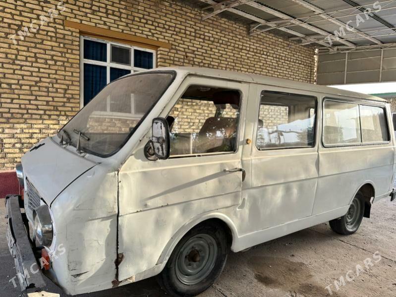 RAF 2203 1991 - 15 000 TMT - Mary - img 2