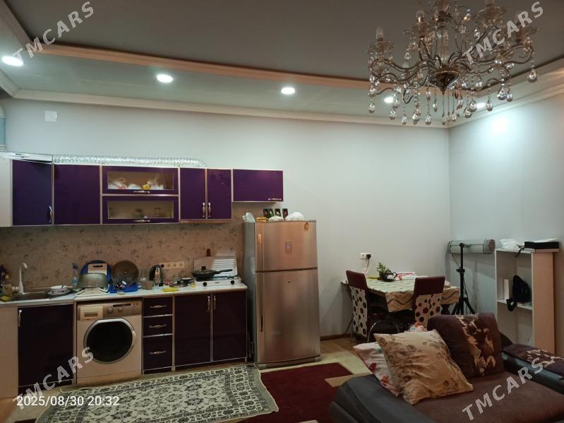 1 kom arenda jay - Hitrowka - img 2