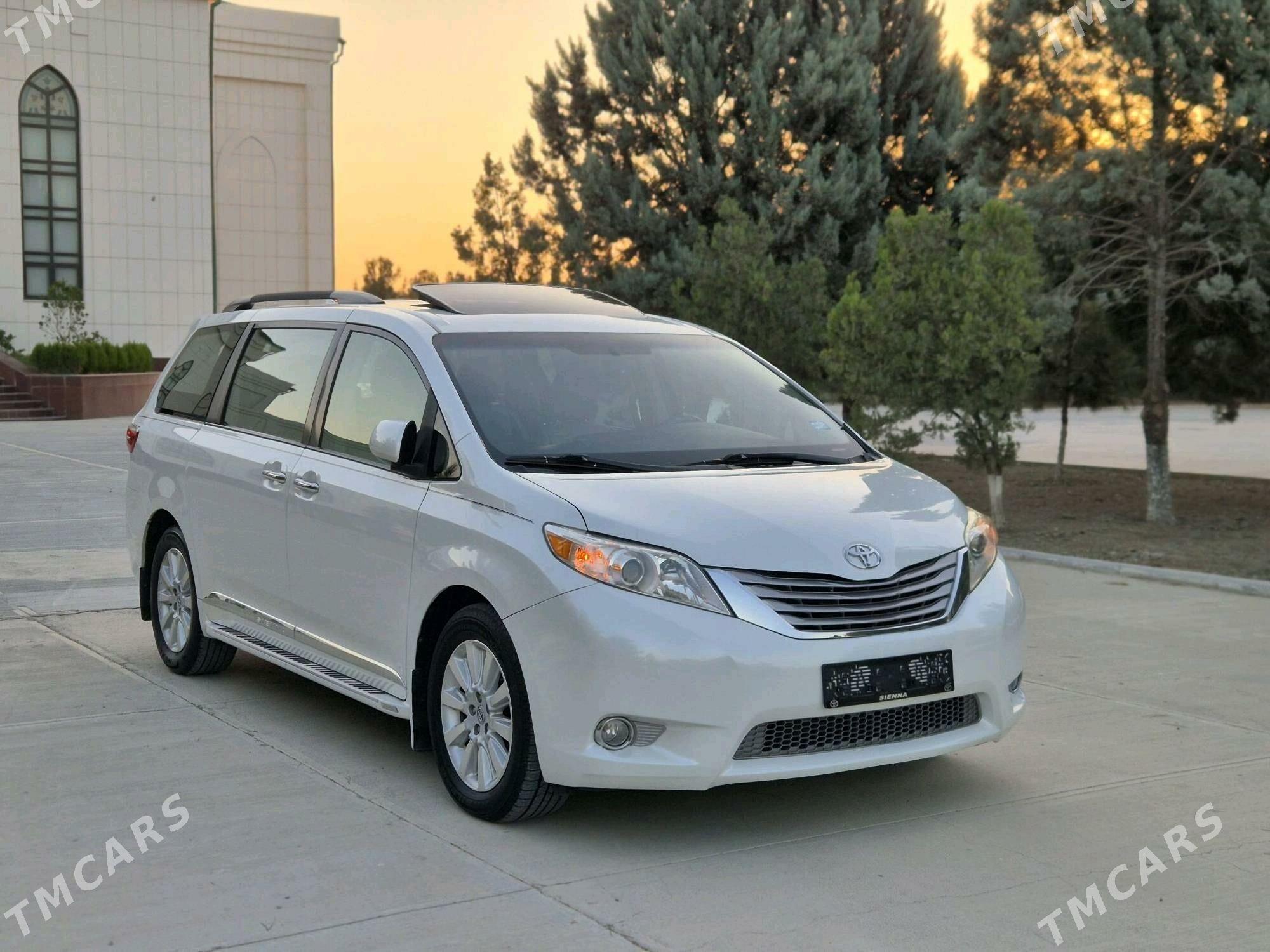 Toyota Sienna 2016 - 390 000 TMT - Aşgabat - img 2