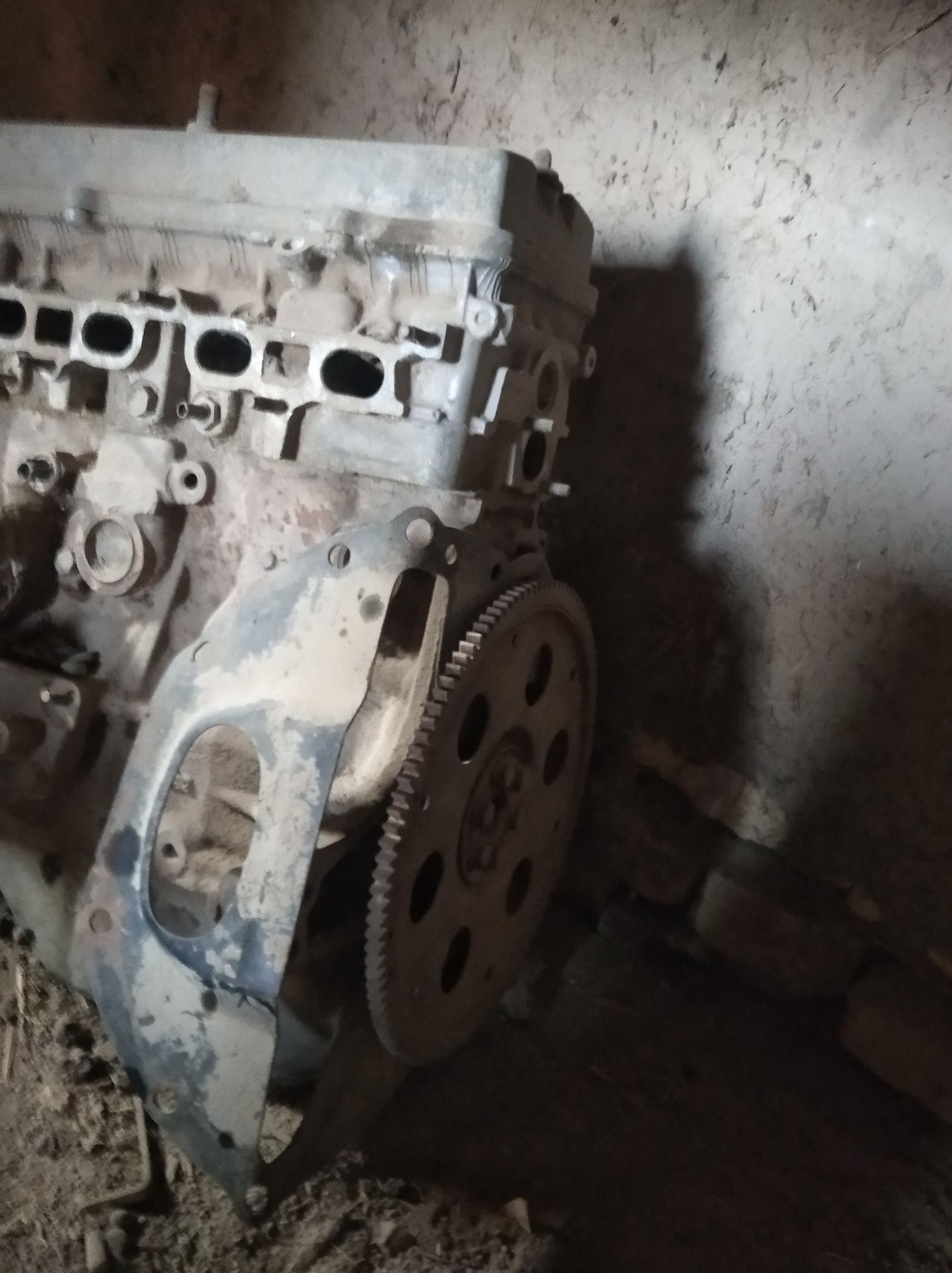 dwigatel 2 000 TMT - етр. Туркменбаши - img 2