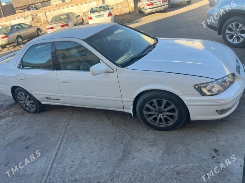 Toyota Camry 2000 - 125 000 TMT - Туркменабат - img 1