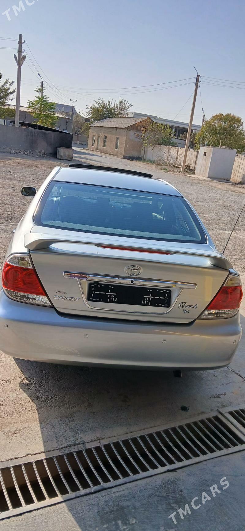 Toyota Camry 2003 - 200 000 TMT - Теджен - img 4