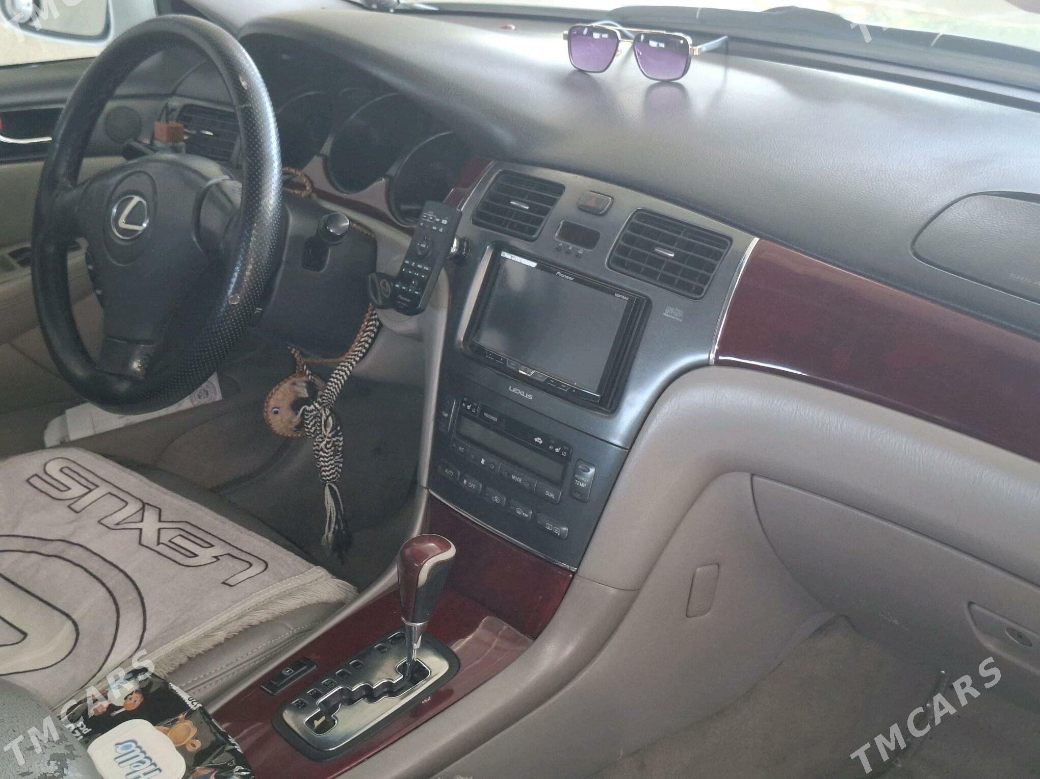 Lexus ES 300 2002 - 190 008 TMT - Гёкдепе - img 4