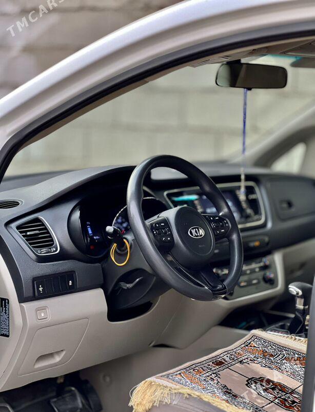 Kia Sedona 2019 - 330 000 TMT - Ашхабад - img 4