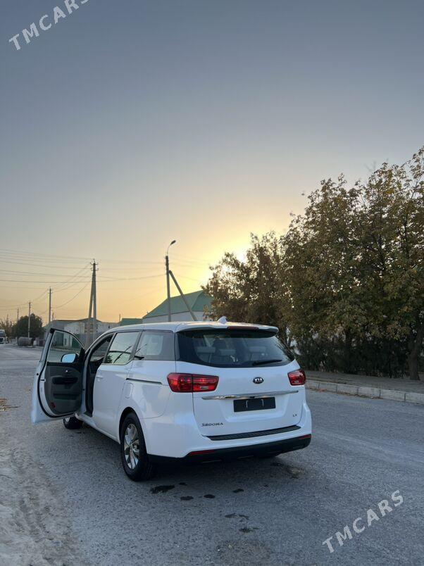 Kia Sedona 2019 - 330 000 TMT - Ашхабад - img 10
