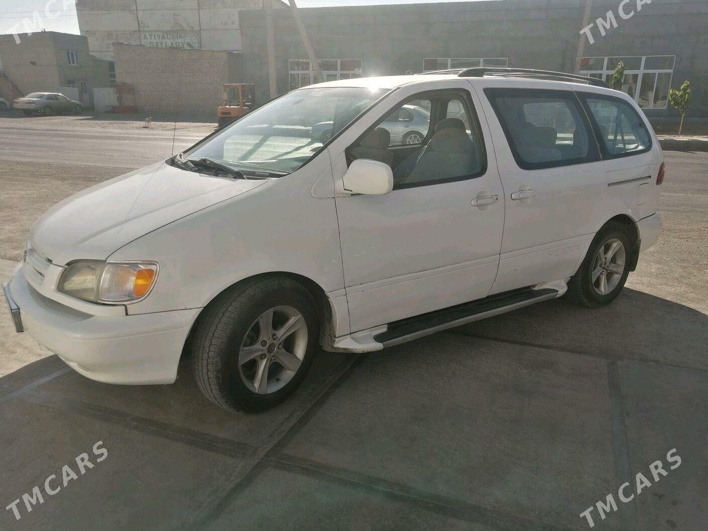 Toyota Sienna 2002 - 145 000 TMT - Mary - img 3