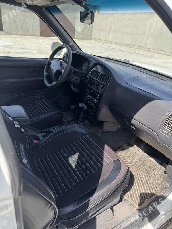 Nissan Pathfinder 2000 - 95 000 TMT - Туркменабат - img 5