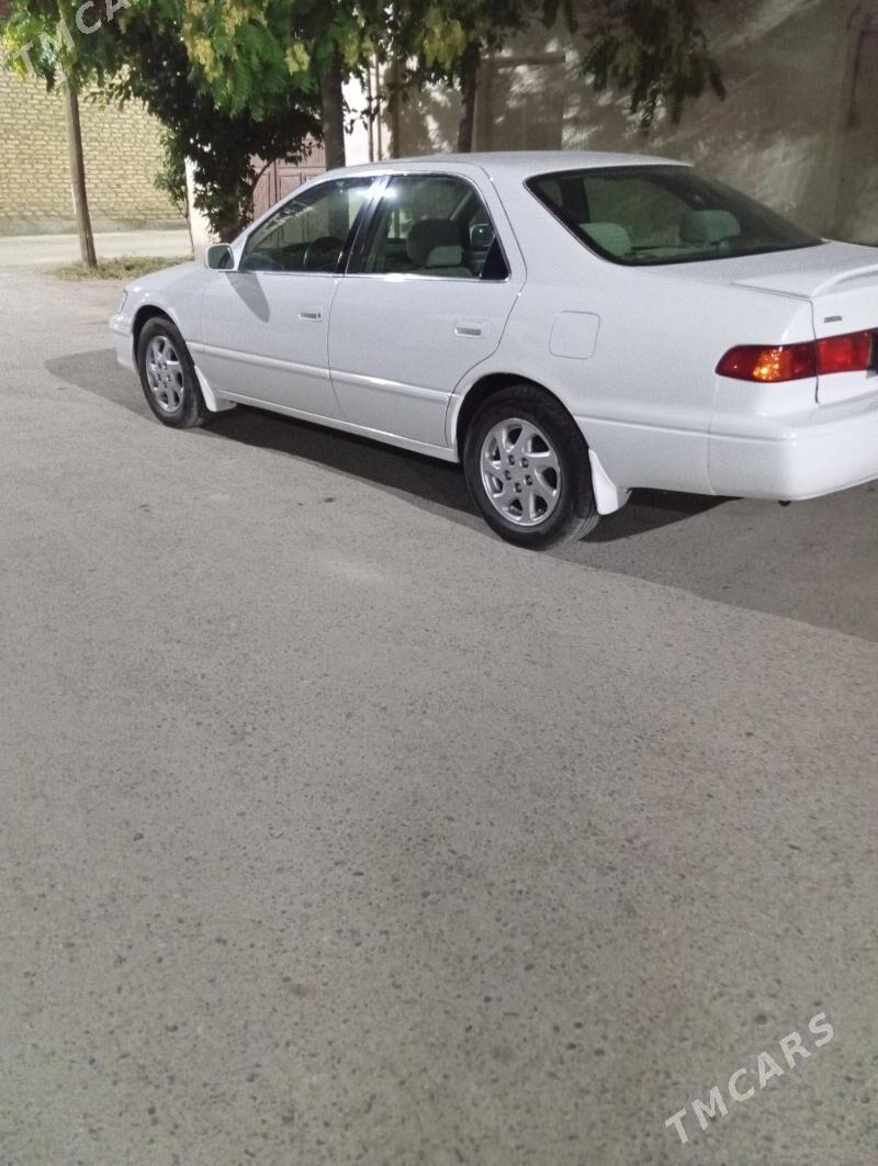 Toyota Camry 1999 - 150 000 TMT - Дашогуз - img 3