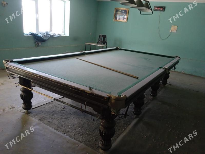 Bilyard stol - Mary - img 2
