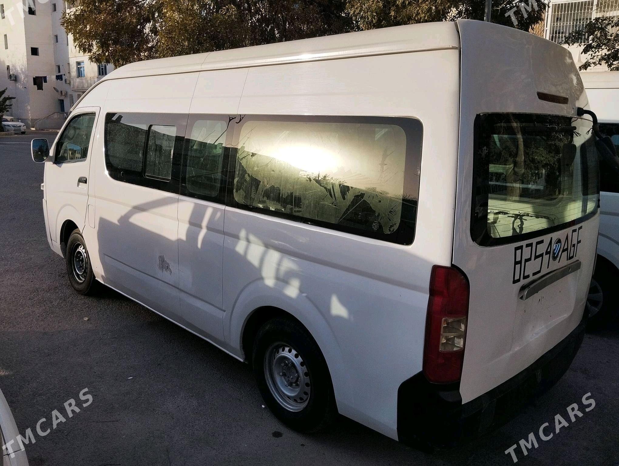 Toyota Hiace 2015 - 135 000 TMT - Aşgabat - img 2