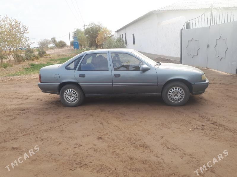 Opel Vectra 1989 - 30 000 TMT - етр. Туркменбаши - img 1