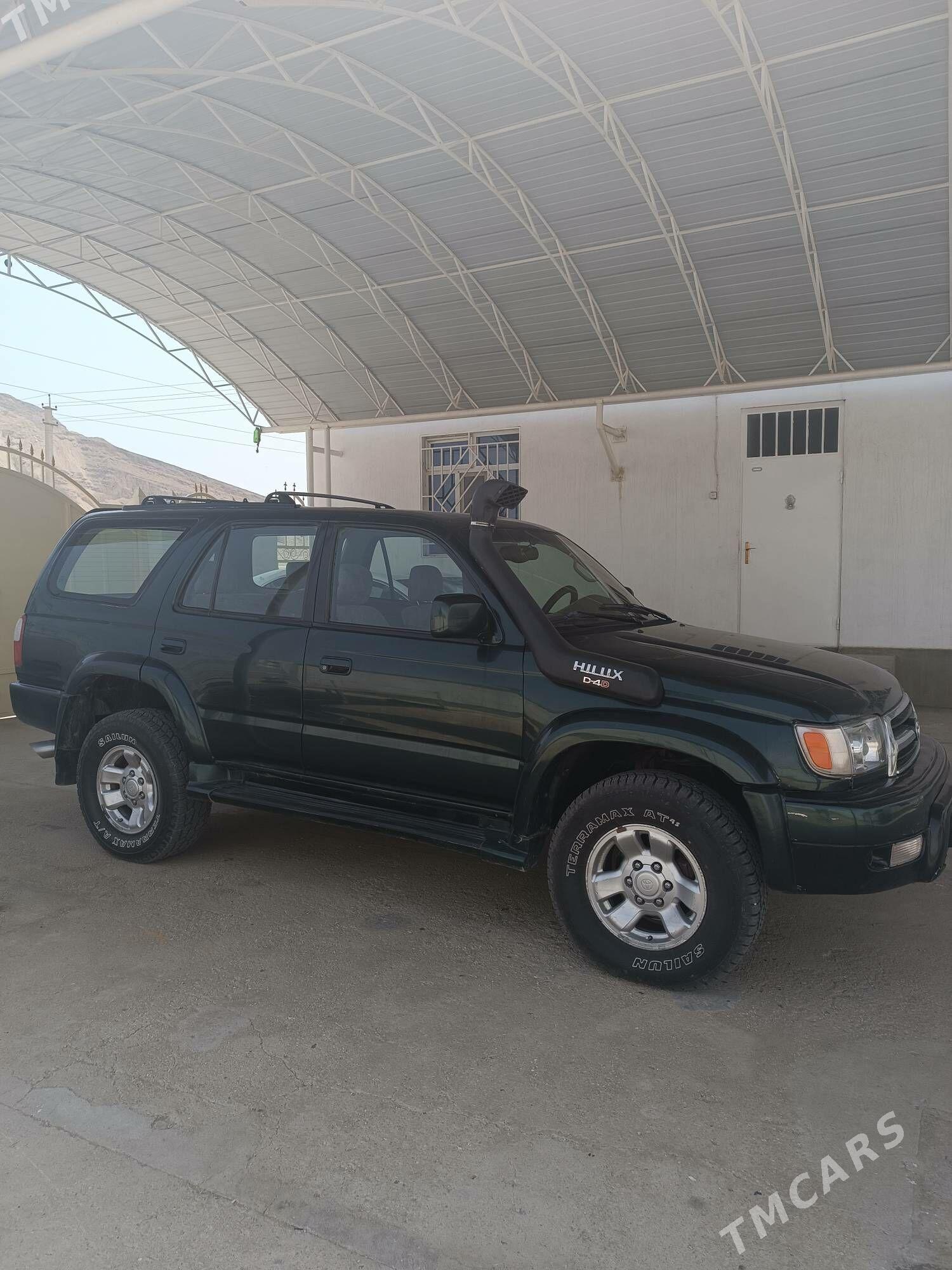 Toyota 4Runner 2000 - 140 000 TMT - Balkanabat - img 2