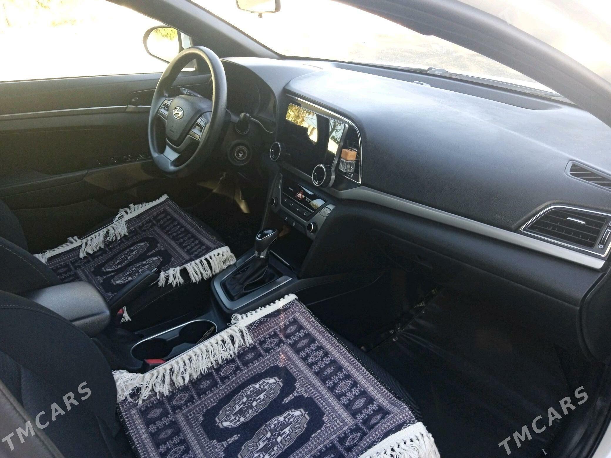 Hyundai Elantra 2018 - 190 000 TMT - Ашхабад - img 4