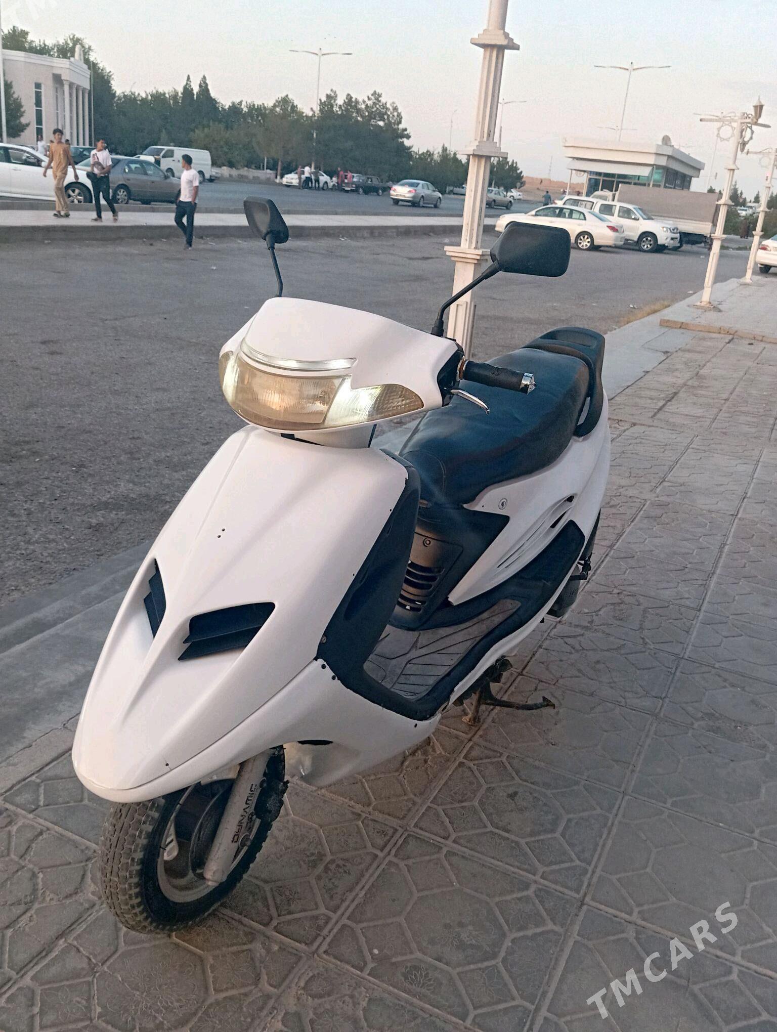 Honda S2000 2003 - 7 000 TMT - Baýramaly - img 2