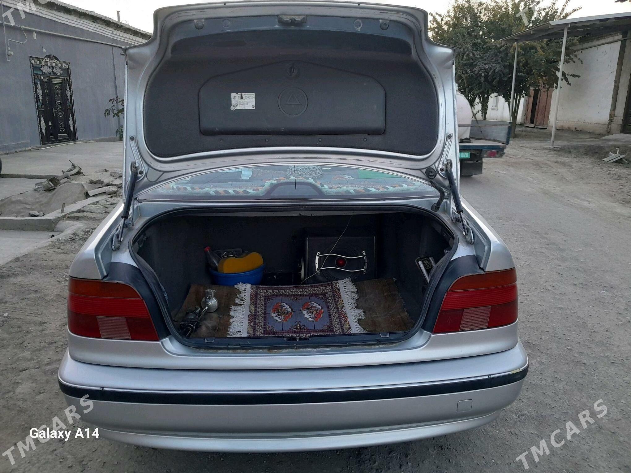 BMW 528 1996 - 80 000 TMT - Кёнеургенч - img 8