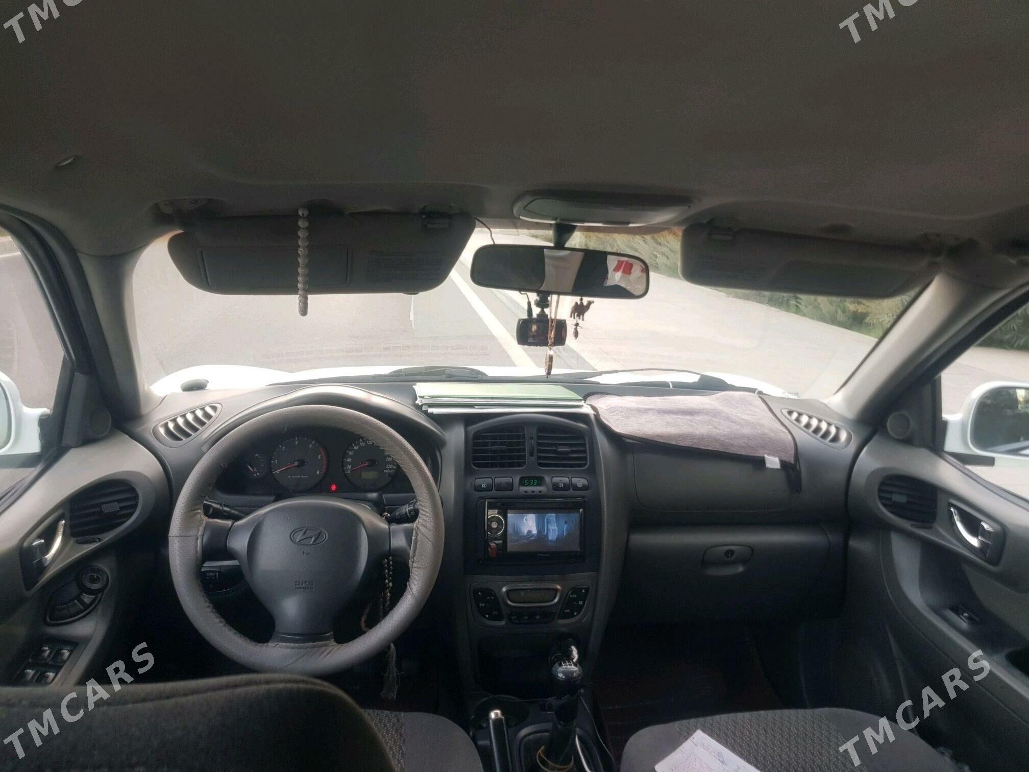 Hyundai Santa Fe 2003 - 95 000 TMT - Arçabil şaýoly - img 3
