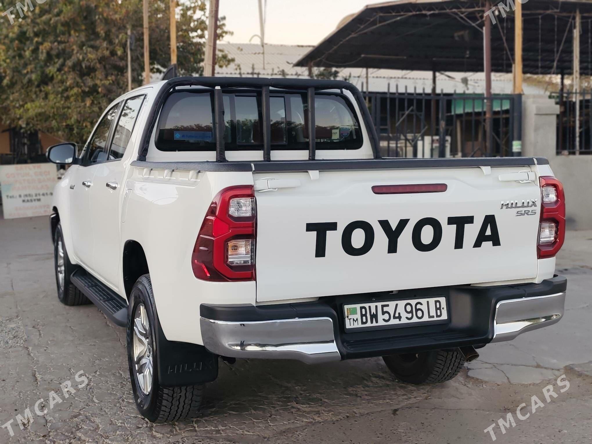 Toyota Hilux 2024 - 620 000 TMT - Туркменабат - img 2