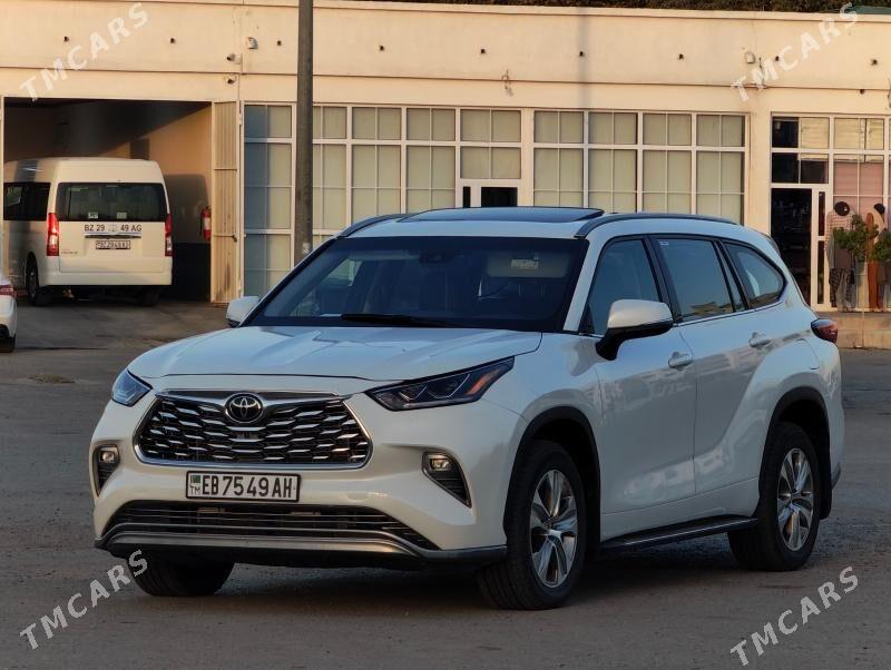 Toyota Highlander 2022 - 520 000 TMT - Ашхабад - img 8