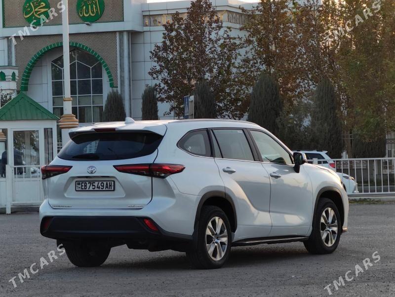 Toyota Highlander 2022 - 520 000 TMT - Ашхабад - img 3