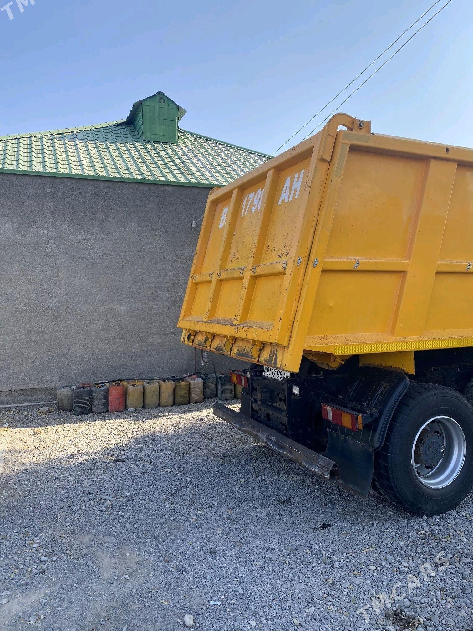 Maz Samosval 2014 - 600 000 TMT - Кака - img 2