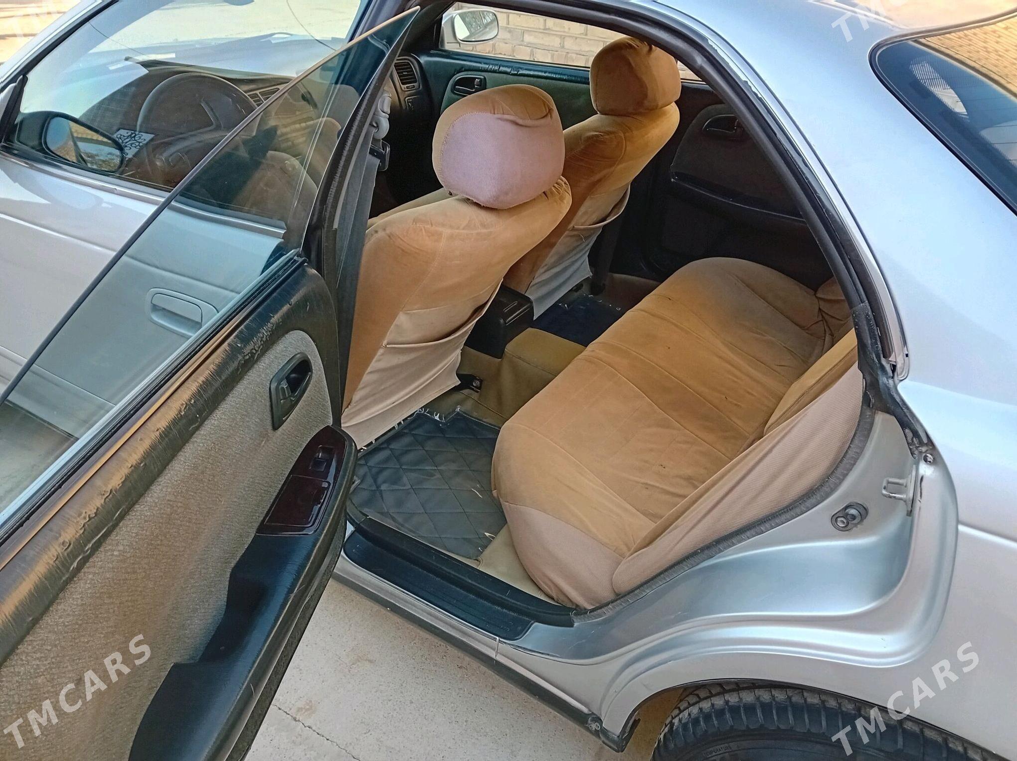 Toyota Mark II 1995 - 60 000 TMT - Мургап - img 4