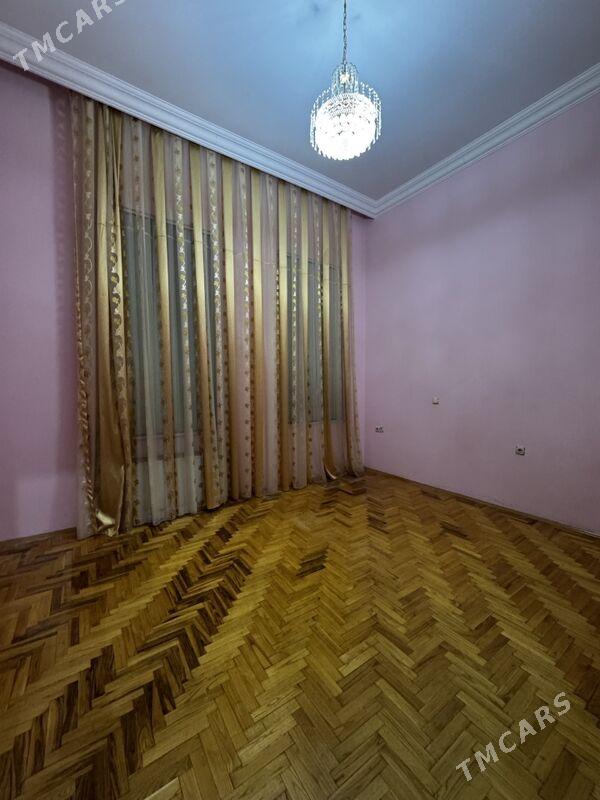 Padwoyski Elitka 3komnat 2etaj - Aşgabat - img 3