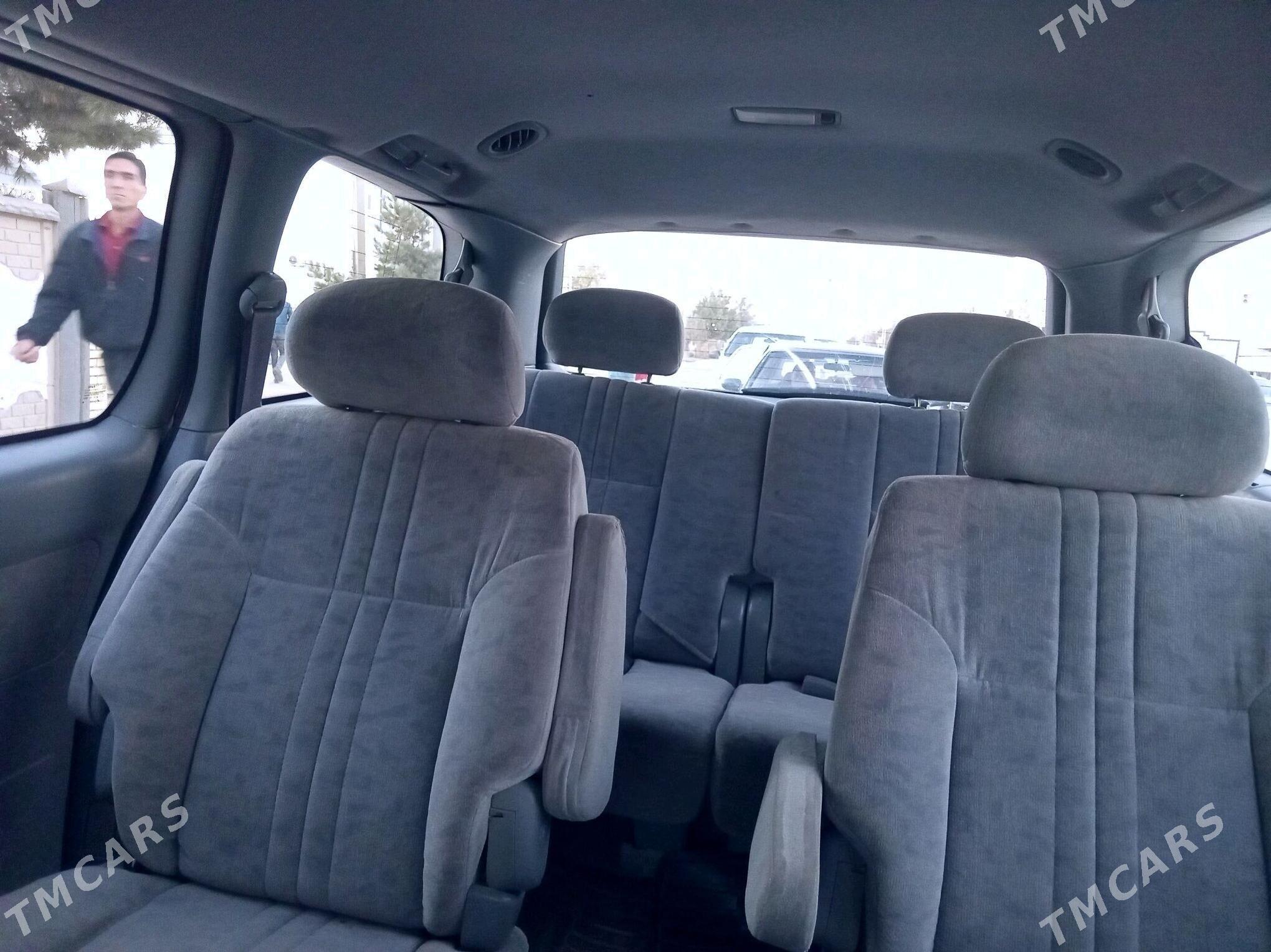 Toyota Sienna 2002 - 180 000 TMT - Sakarçäge - img 2