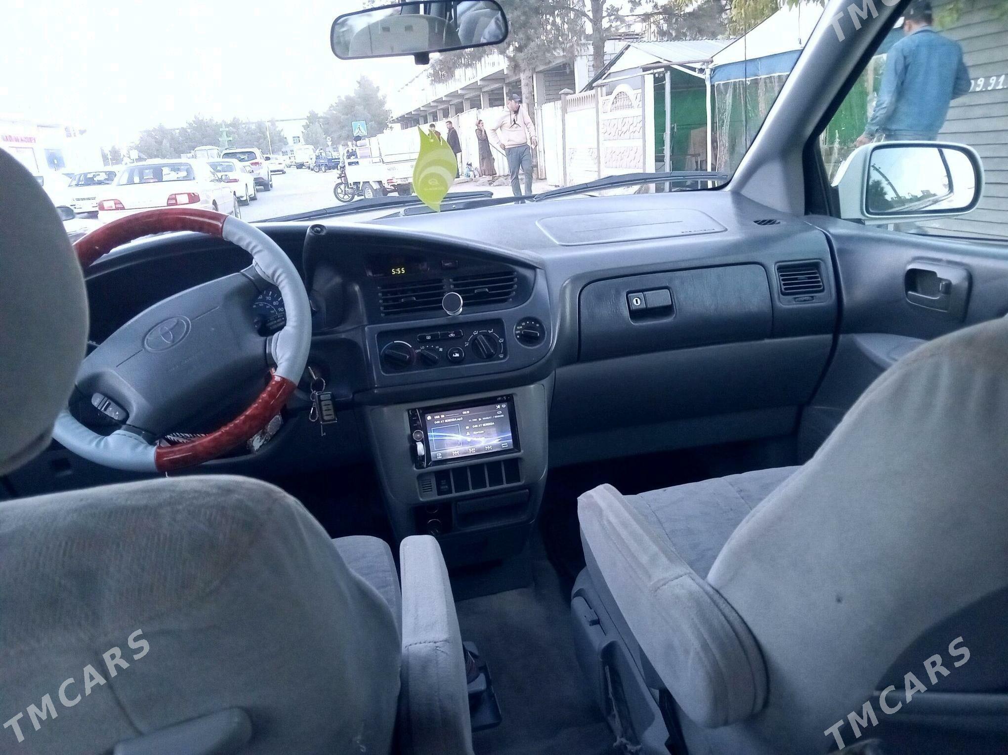 Toyota Sienna 2002 - 180 000 TMT - Sakarçäge - img 7