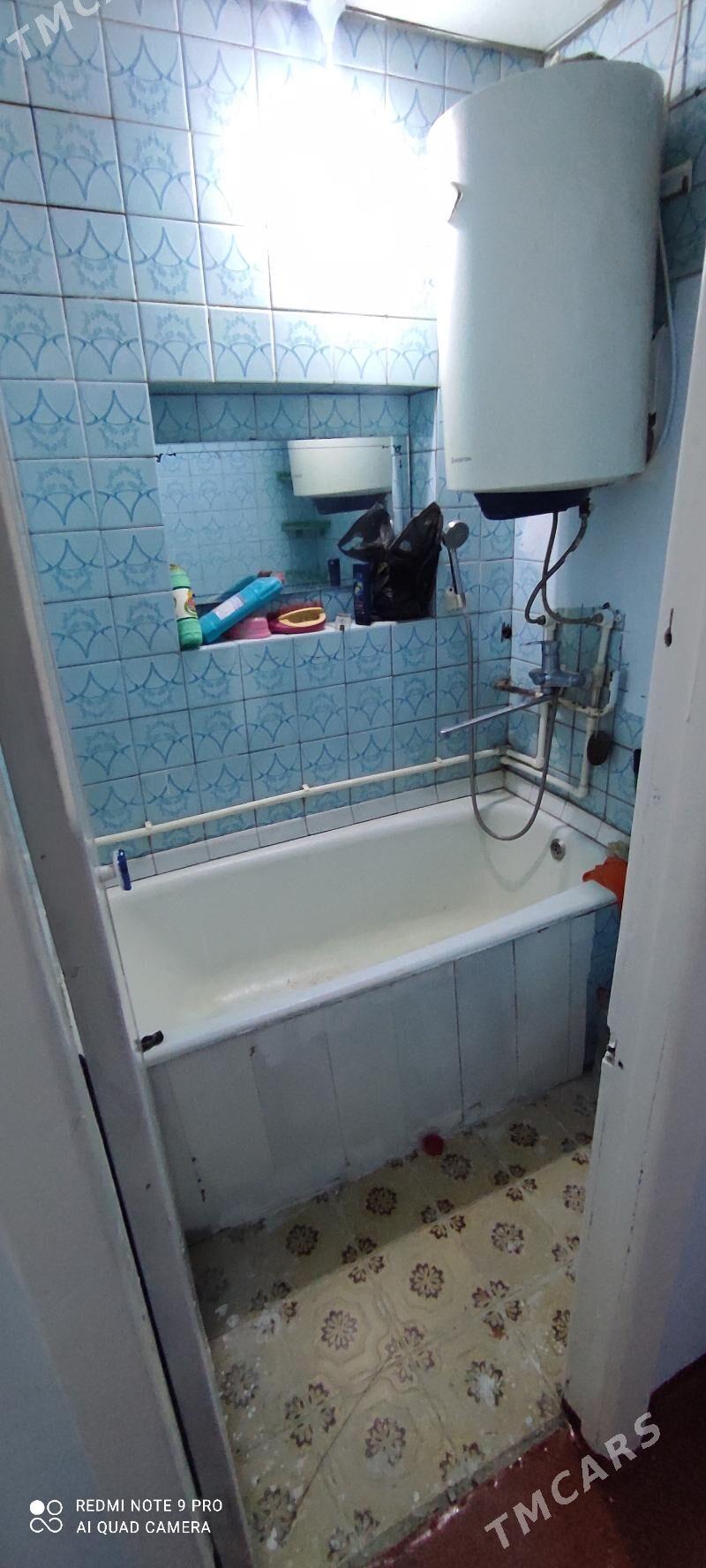 Satlyk 3/3 etajy 4kom - 9 мкр - img 2