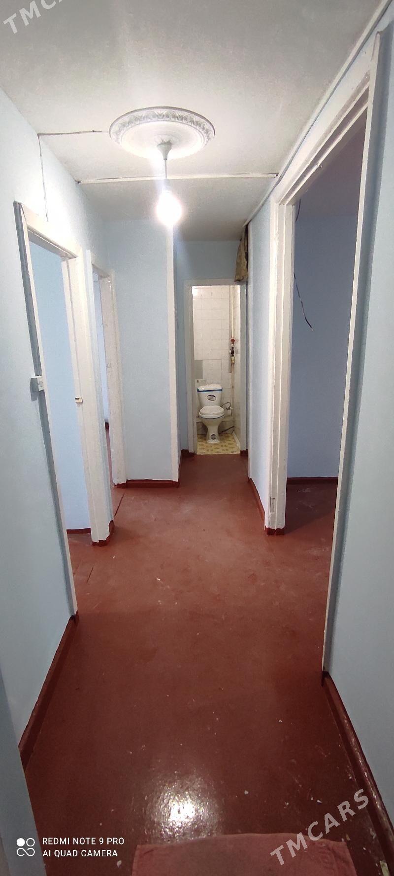 Satlyk 3/3 etajy 4kom - 9 мкр - img 5