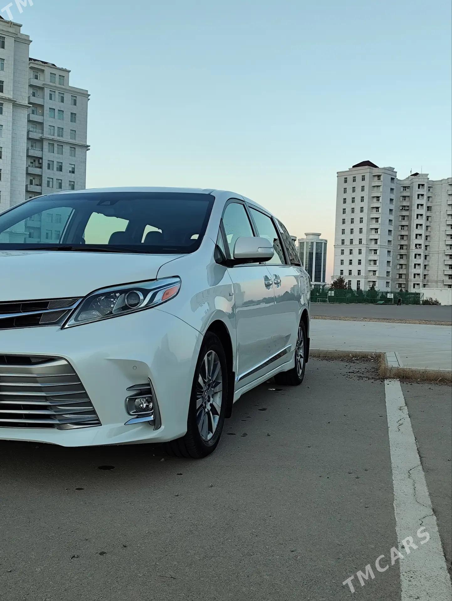 Toyota Sienna 2019 - 670 000 TMT - Ашхабад - img 6