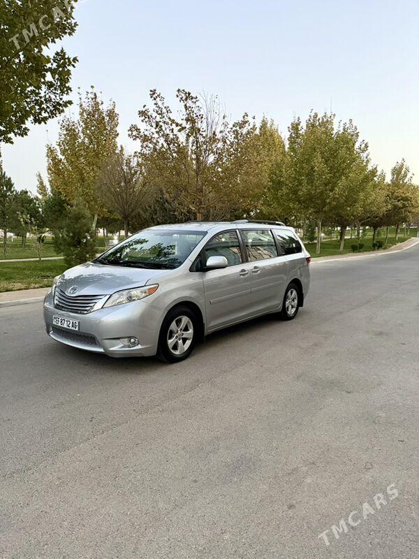 Toyota Sienna 2016 - 335 000 TMT - Aşgabat - img 2