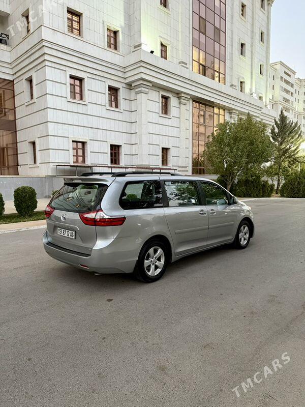 Toyota Sienna 2016 - 335 000 TMT - Aşgabat - img 4