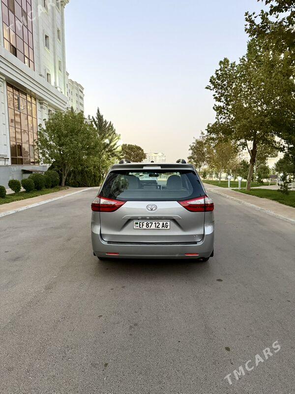 Toyota Sienna 2016 - 335 000 TMT - Aşgabat - img 6