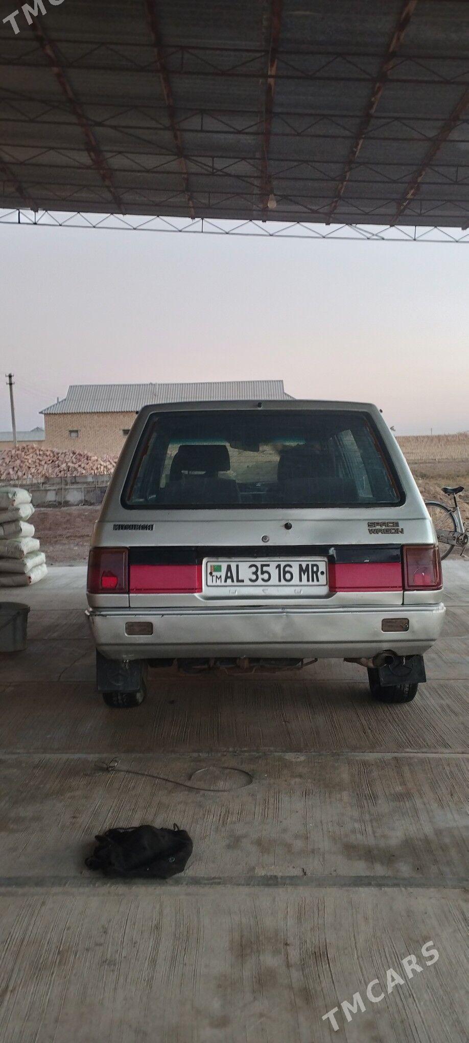 Mitsubishi Chariot 1995 - 18 000 TMT - Baýramaly - img 7