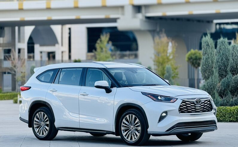 Toyota Highlander 2021 - 519 500 TMT - Ашхабад - img 1