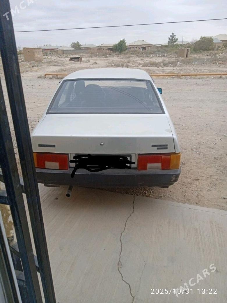 Toyota Corolla 2004 - 27 000 TMT - Серахс - img 2