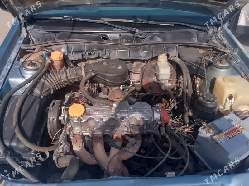 Opel Vectra 1990 - 38 000 TMT - Сакарчага - img 6