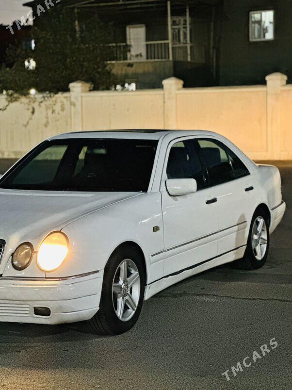 Mercedes-Benz W212 1999 - 90 000 TMT - Мары - img 2