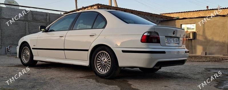 BMW E39 2001 - 120 000 TMT - Aşgabat - img 8